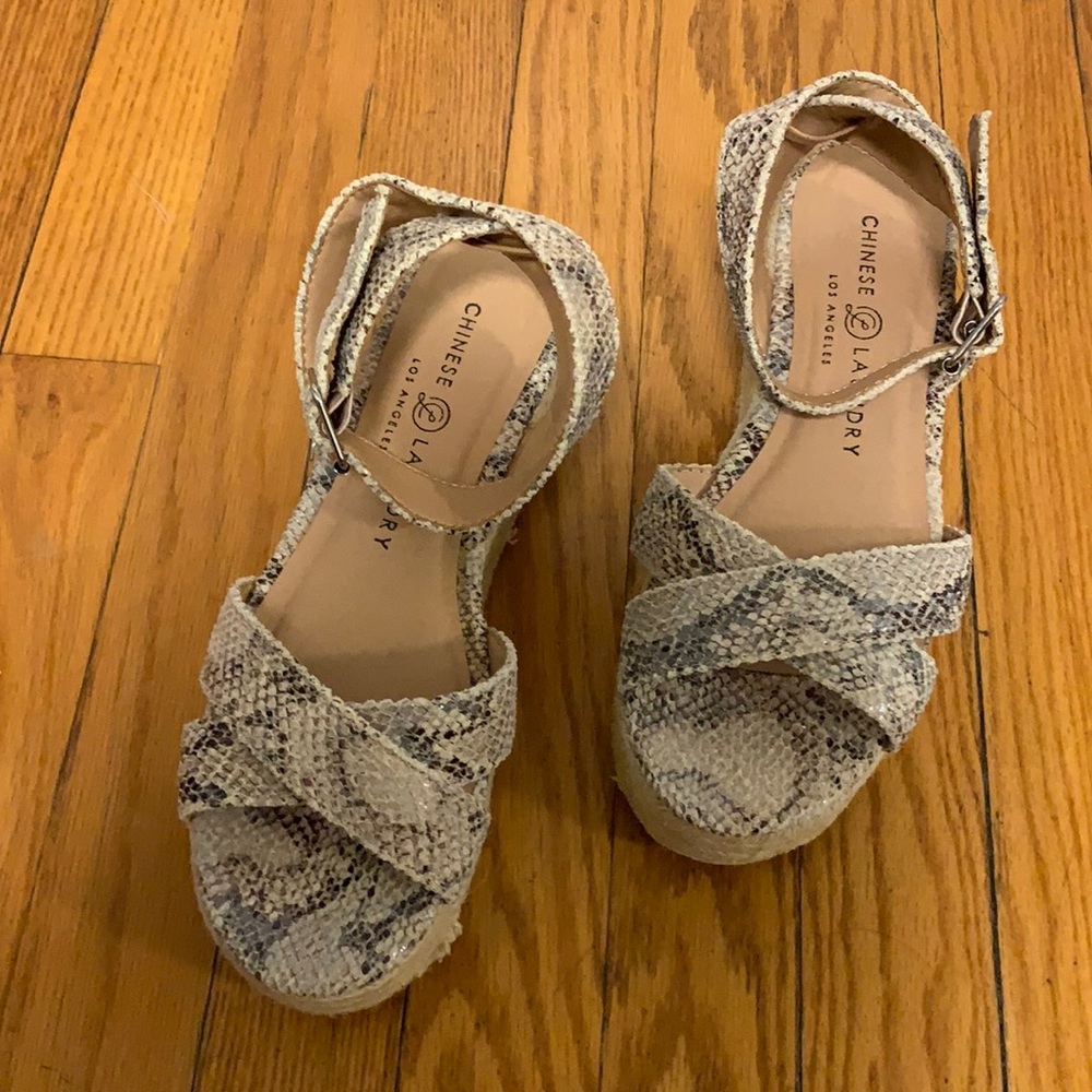 Summer neutral platform espadrilles / sandal